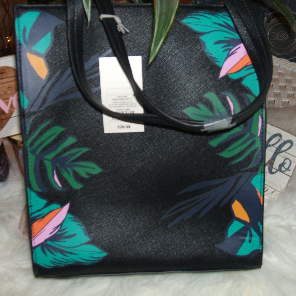 pretty   tote